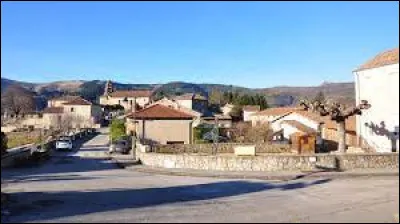 Nous commençons notre balade quotidienne à Accons. Commune de l'arrondissement de Tournon-sur-Rhône, elle se situe dans le département ...