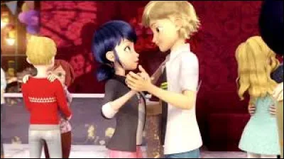 Dans quel épisode Adrien et Marinette dansent ensemble ?