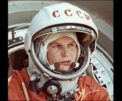 La marche pour les droits civiques à Washington et discours de Martin Luther King ( I have a dream) / Valentina Terechkova est la première femme dans l'espace. C'était en ...