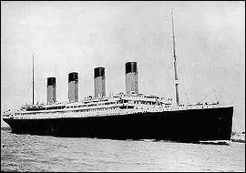 Transatlantique de la compagnie White Star, coul par un iceberg lors de son voyage inaugural en 1912; la catastrophe fit 1 500 victimes ?