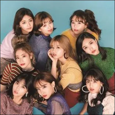 En quelle année Twice a débuté et avec quel single ?