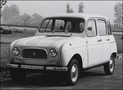 Est-ce une Renault 4 L 1961 de 747 cm3 ?