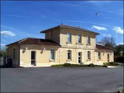 Notre première balade de la semaine commence en Nouvelle-Aquitaine, à Arbis. Ancienne commune dans le vignoble de l'Entre-deux-Mers, elle se situe dans le département ...