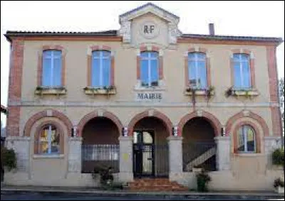 Ancienne commune Gersoise, Castelnau-d'Auzan se situe en région ...