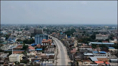 Biratnagar, 200 000 habitants, est une ville d'...