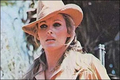 Quel est ce film de Sidney Hayers et Orson Welles, avec Ursula Andress, sorti en 1969, tiré du roman éponyme de Jules Verne ?