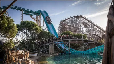 Cette attraction aquatique d'Europa-Park se situe dans le quartier portugais du parc. Construit par Mack Rides, sa hauteur maximale est de 30 m et sa vitesse peut aller jusqu'à 80 km/h. Quelle attraction est-ce ?