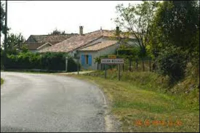 Nous commençons notre balade dominicale en Nouvelle-Aquitaine, à Allas-Bocage. Commune de l'arrondissement de Jonzac, elle se situe dans le département ...