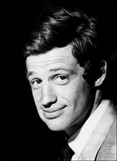 Quelle était la profession de son père, Paul Belmondo 
(1898-1982) ?