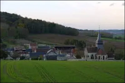 Aujourd'hui, nous commençons notre balade dans les Hauts-de-France, à Augy. Petit village de 77 habitants, dans l'arrondissement de Soissons, il se situe dans le département ...