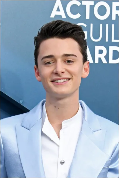 Quel âge a Noah Scnapp