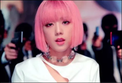 Dans quel clip Jisoo a-t-elle cette perruque ?