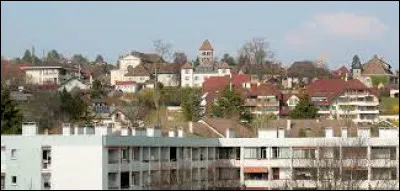 Je vous propose de commencer cette nouvelle balade en Auvergne-Rhône-Alpes, à Annecy-le-Vieux. Ancienne commune elle se situe dans le département ...