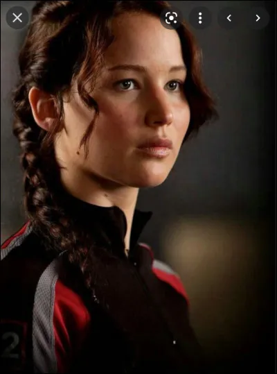 Qui est allié avec Katniss dans la première arène ?