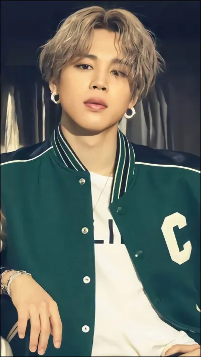 Quelle est la couleur naturelle des cheveux de Jimin ?