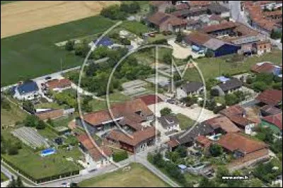 Commune du Grand-Est, dans l'aire d'attraction de Vitry-le-François, Bassu se situe dans le département ...