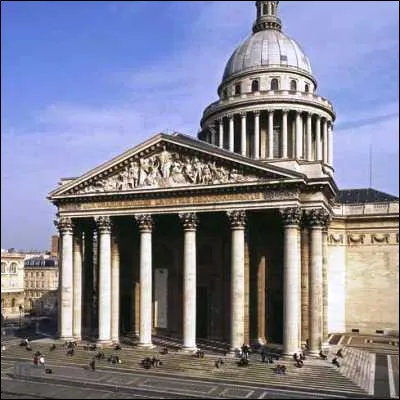 Quelle personnalité est la première à faire son entrée au Panthéon ?