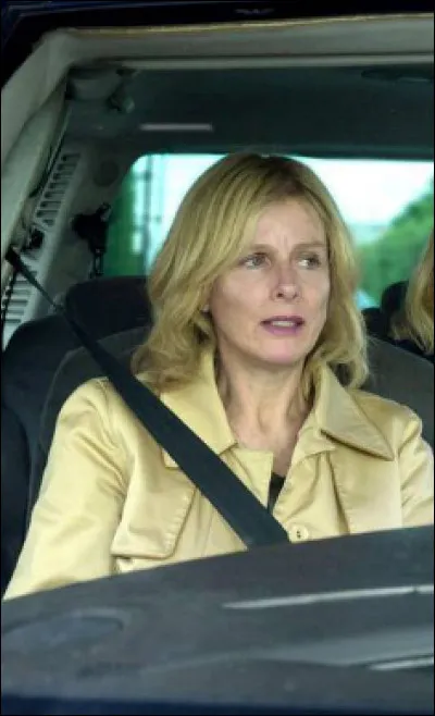 Dans quel film Karin Viard est-elle une mère dont la fille a été violée ?