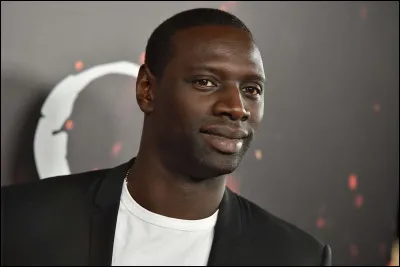 Dans quel film Omar Sy incarne-t-il un jeune de banlieue au service d'un riche tétraplégique ?