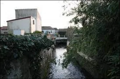 Commune Charentaise-Maritime, Bernay-Saint-Martin se situe en région ...