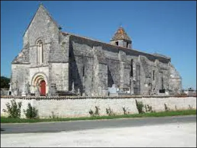 Notre première balade de la semaine commence devant l'église romane d'Agudelle, en Nouvelle-Aquitaine. Commune de l'arrondissement de Jonzac, elle se situe dans le département ...