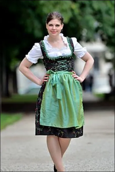 Le dirndl est...