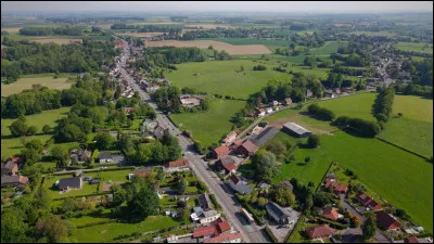 C'est le plus peuplé avec 2,6 millions et une densité moyenne de 454 habitants/km² :