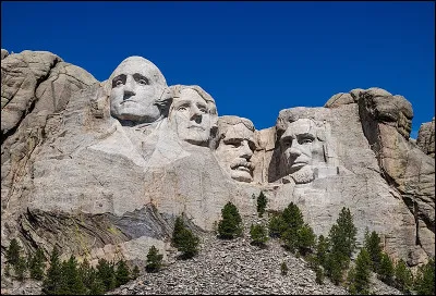 Il a pour surnom "The Mount Rushmore State" :