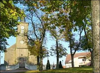 Aujourd'hui, nous commençons notre balade dans le Grand-Est, à Altviller. Village de l'aire d'attraction de Saint-Avold, sur la Nied allemande, il se situe dans le département ...