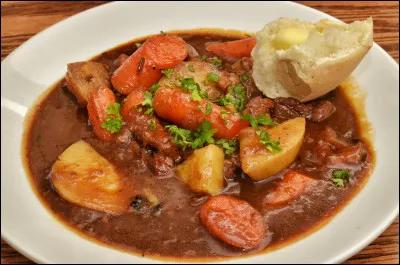 De quel pays vient le plat appelé irish stew ?