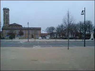 Nous commençons notre balade en Occitanie, à Baret. Ville de l'arrondissement de Muret, elle se situe dans le département ...