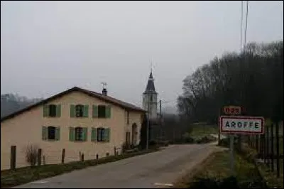 Notre balade dominicale commence dans le Grand-Est, à l'entrée d'Aroffe. Village de l'arrondissement de Neufchâteau, dont le territoire vu du ciel ressemble à une hache, il se situe dans le département ...