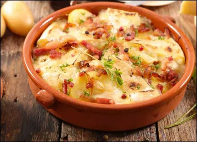 Traditionnellement, quel fromage est employé dans la recette de la tartiflette ?