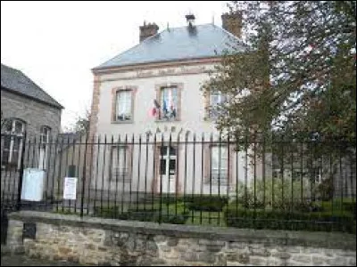 Aujourd'hui, notre balade commence en Île-de-France, à Arbonne-la-Forêt. Village au sein du parc naturel régional du Gâtinais français, il se situe dans le département ...