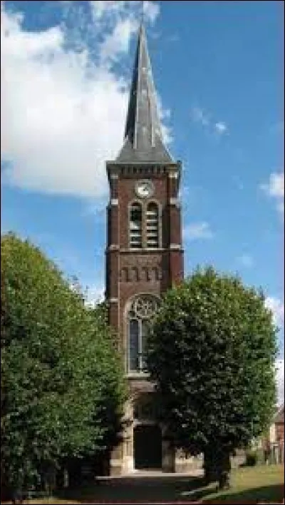 Aujourd'hui, notre balade commence dans les Hauts-de-France, à Allonville. Village périurbain de la métropole d'Amiens, il se situe dans le département ...