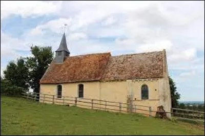 Nous démarrons notre balade dominicale à Biéville-Quétiéville. Ancienne commune Calvadosienne, elle se situe en région ...