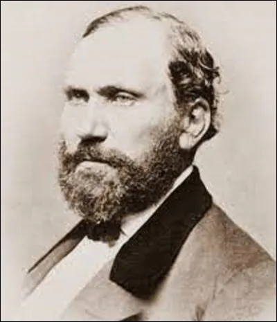 Il se mord la langue en glissant et chute dans une rue de Chicago en 1884. Le détective privé, Allan Pinkerton, décède des suites de cet accident. 
Que lui arrive-t-il ?