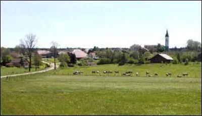 Village Doubien, Arc-sous-Montenot se situe en région ...