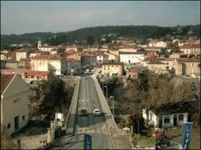 Nous démarrons notre petite promenade en Occitanie, à Arthès. Ville de l'aire d'attraction Albigeoise, elle se situe dans le département ...