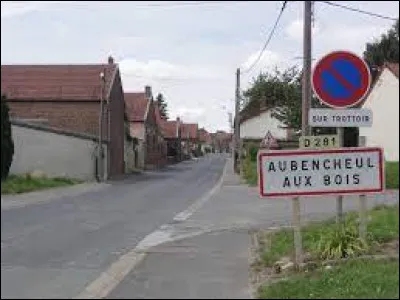 Nous démarrons notre périple dans les Hauts-de-France, à l'entrée d'Aubencheul-aux-Bois. Village de l'aire d'attraction Saint-Quentinoise, il se situe dans le département ...