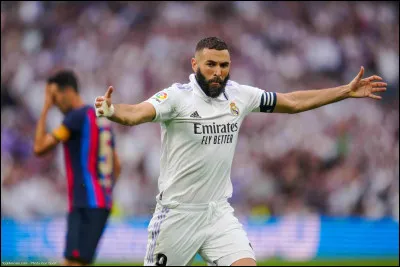 Quel âge Benzema a-t-il ?