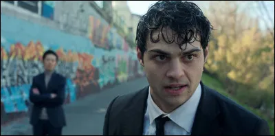 Quelle est cette nouvelle série Netflix avec Noah Centineo qui joue le personnage d'Owen, un jeune avocat ?