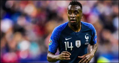 Dans quel club Matuidi fait-il ses débuts en professionnel ?