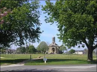 Commune normande, dans l'arrondissement de Lisieux, Amfreville se situe dans le département ...