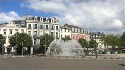 Capitale historique du comté de Bigorre, Tarbes est la préfecture ...