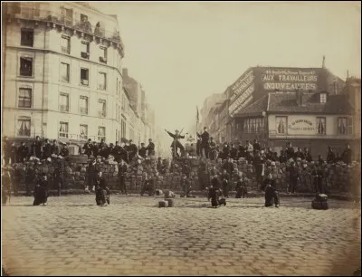 Quel est le nom de l'épisode se déroulant à Paris entre mars et mai 1871 ?