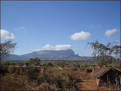 C'est le plus vaste des quatre pays, avec une superficie de 800 000 km² :