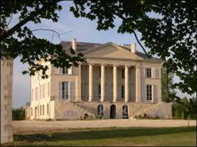 Notre première balade du week-end commence à Bignicourt-sur-Saulx, devant son château de style palladien. Village du Grand-Est, dans l'aire d'attraction Vitryate, il se situe dans le département ...