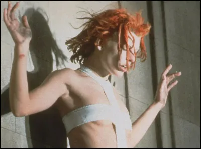 Dans quel film de Luc Besson la belle alien Leeloo apparaît-elle ?