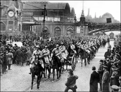 Le 11 janvier 1923, l'armée française occupe la Ruhr allemande et ses sites de production industrielle : quel était l'objectif ?